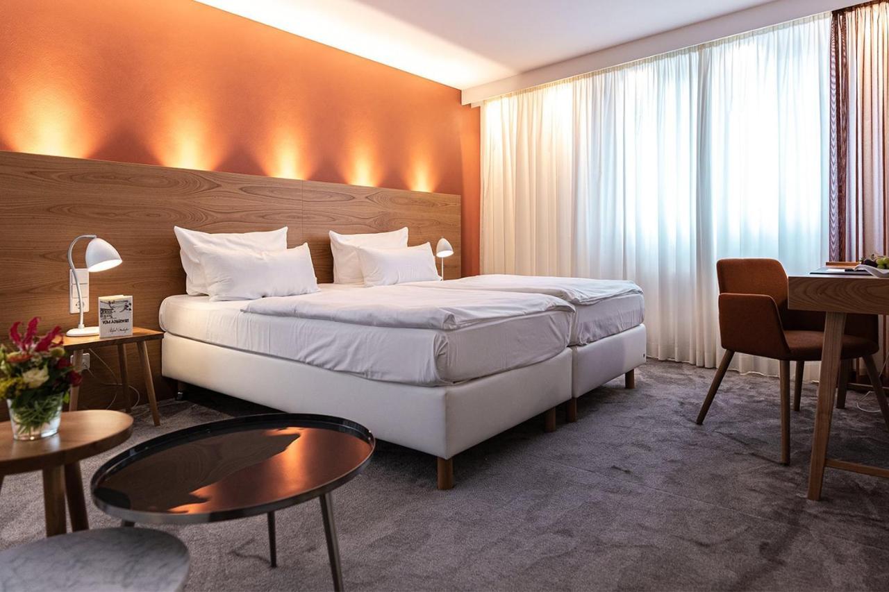 Hotel Adler Asperg Bagian luar foto