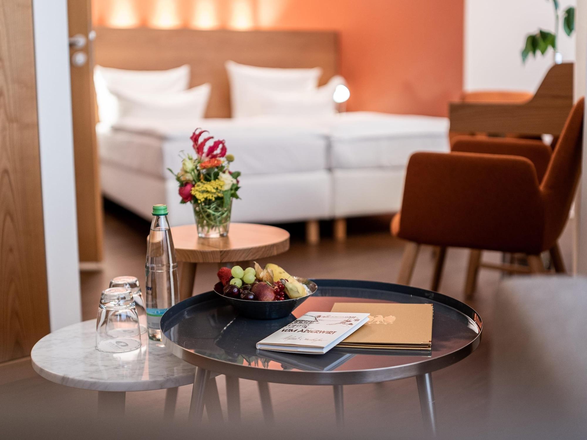 Hotel Adler Asperg Bagian luar foto