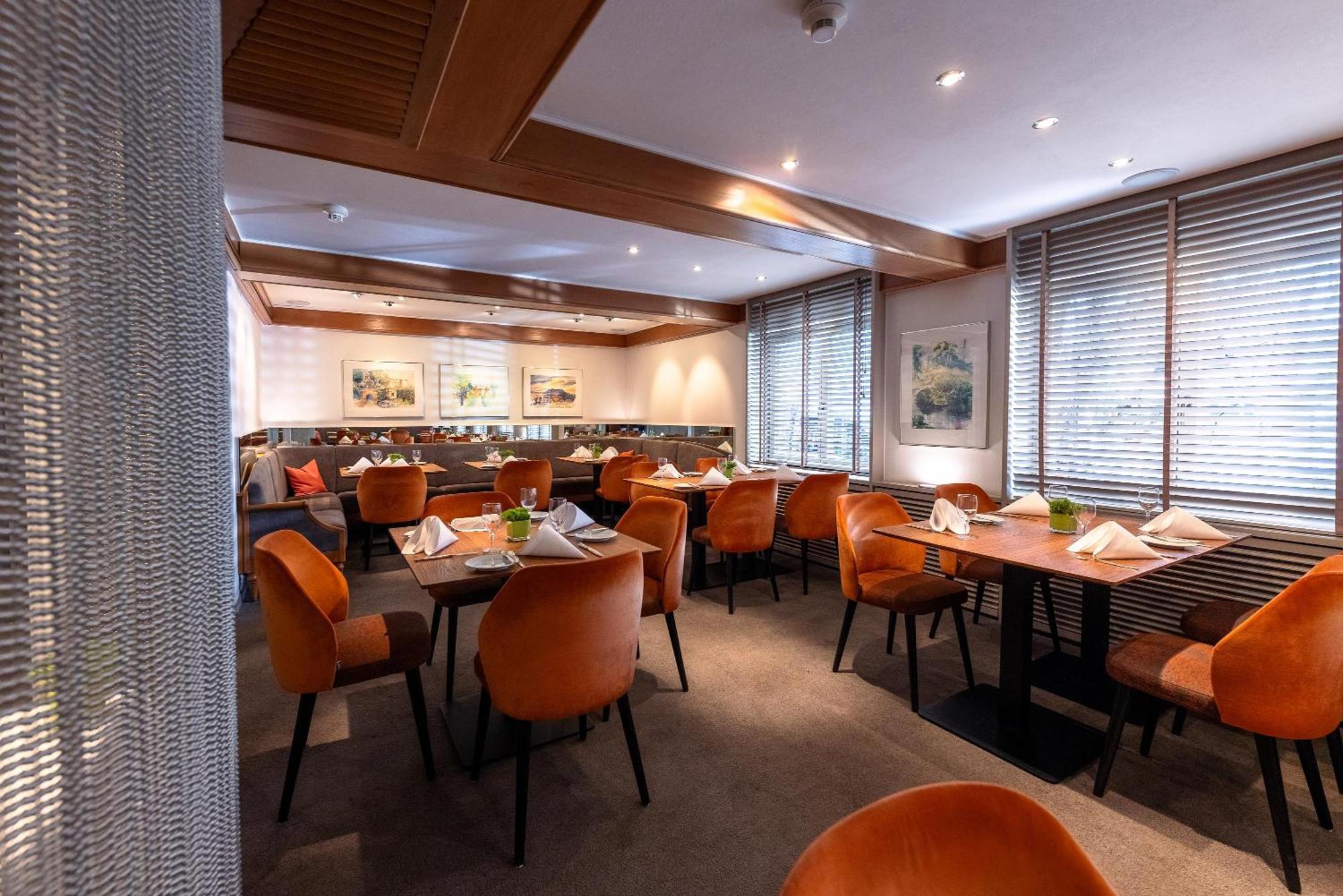 Hotel Adler Asperg Bagian luar foto